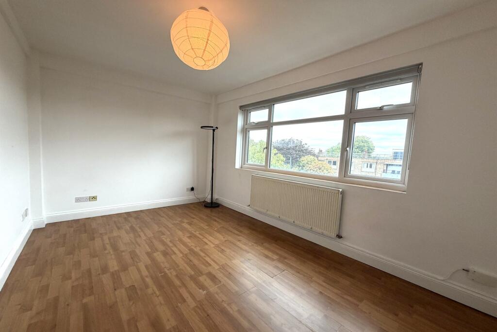 Apartment in London, Shacklewell - View 2
