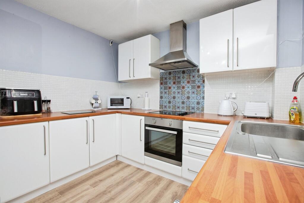 House in Amber Valley, Swanwick - View 4