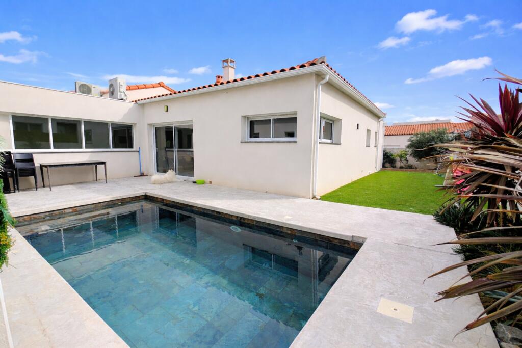 Main image of property: 66740 villelongue-dels-monts