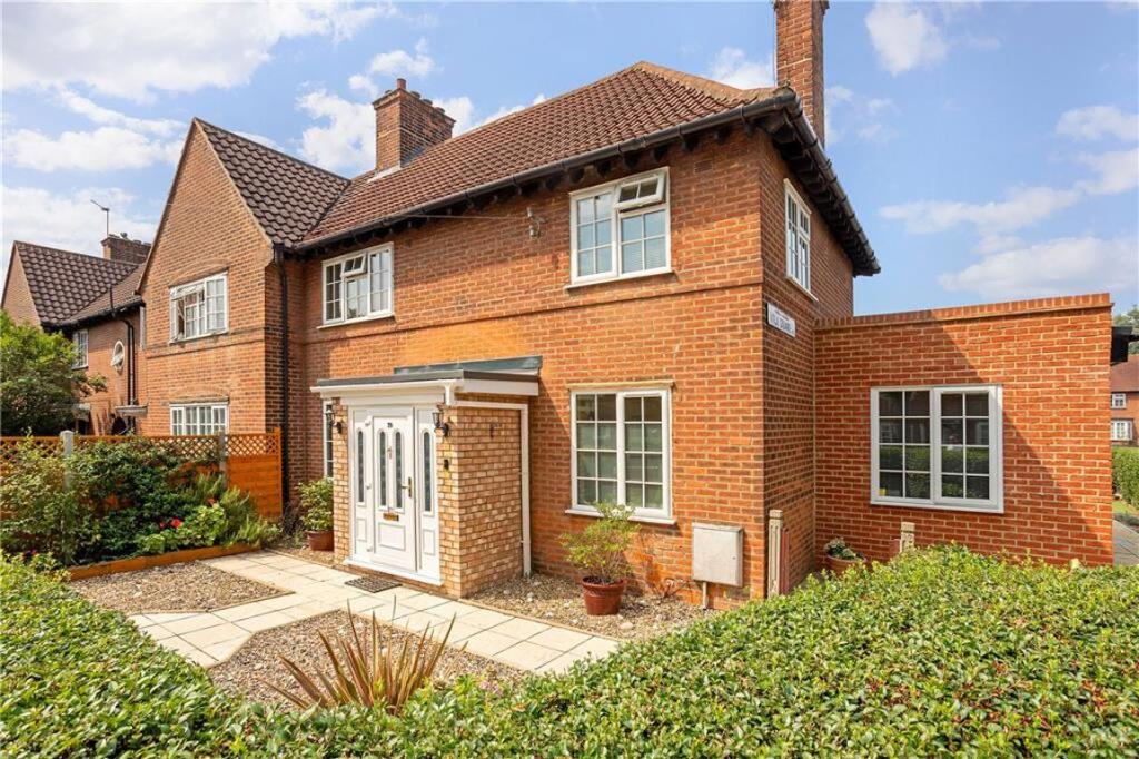 Main image of property: Hemlock Road, Shepherd's Bush