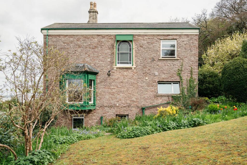 House in Portishead, North Somerset - More