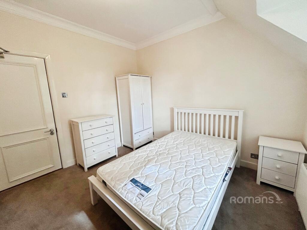 Main image of property: Oxford Road, Tilehurst, Reading, RG31