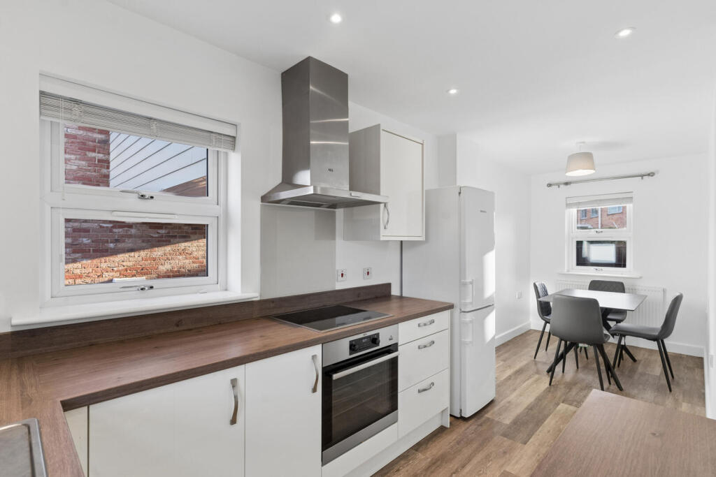House in Stevenage - More