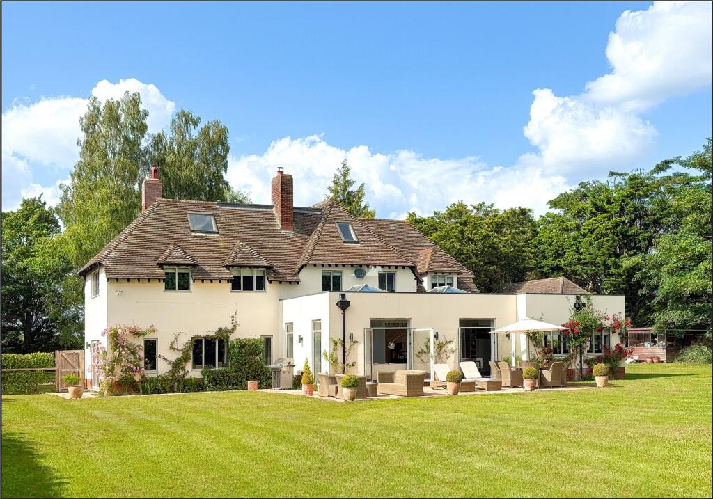 Main image of property: Newton Road, Little Shelford, Cambridge, Cambridgeshire