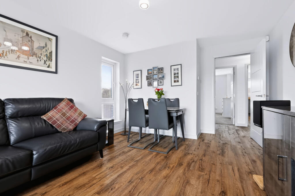 Apartment in Paisley - View 4
