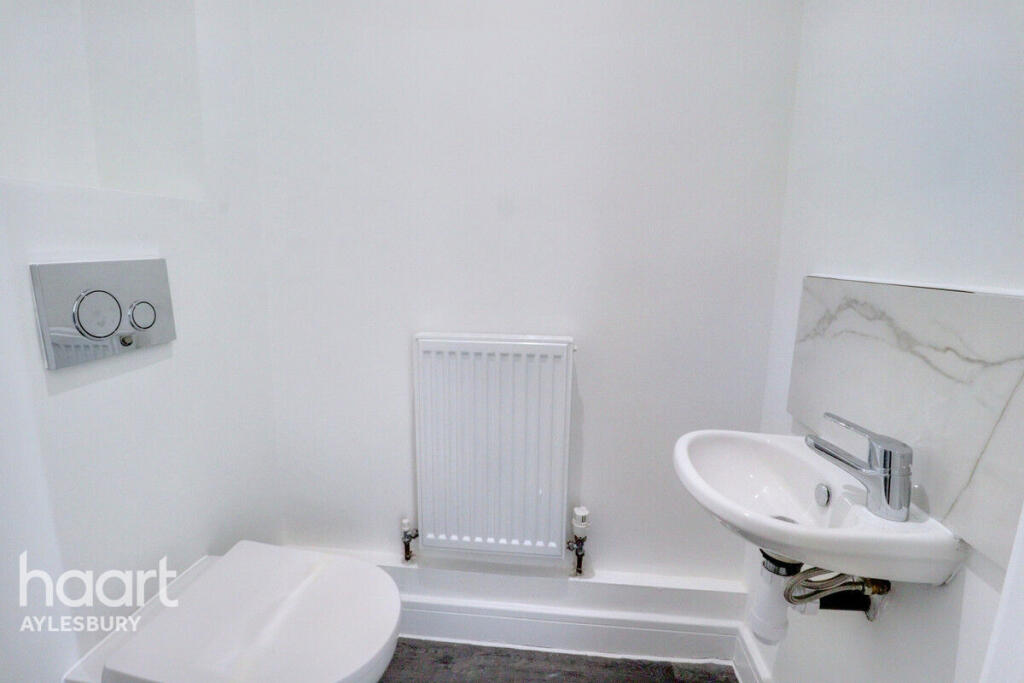 Main image of property: Eighth Avenue, Aylesbury