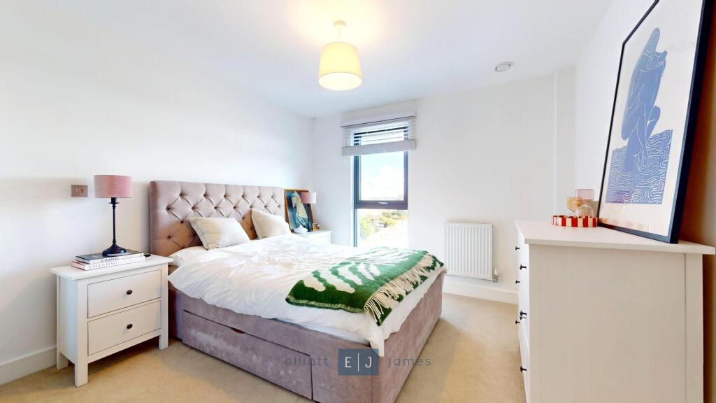 Apartment in Epping Forest, Loughton - View 4