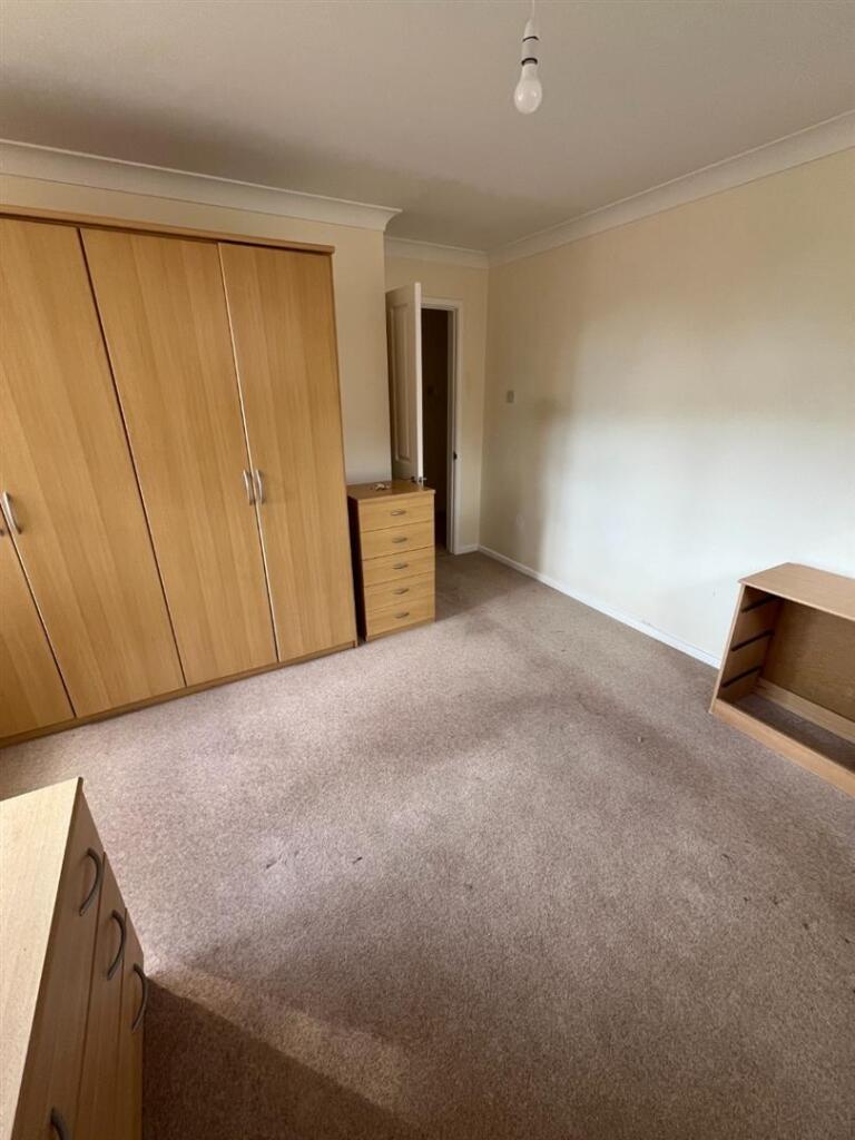 Apartment in Highcliffe, Walkford - View 5