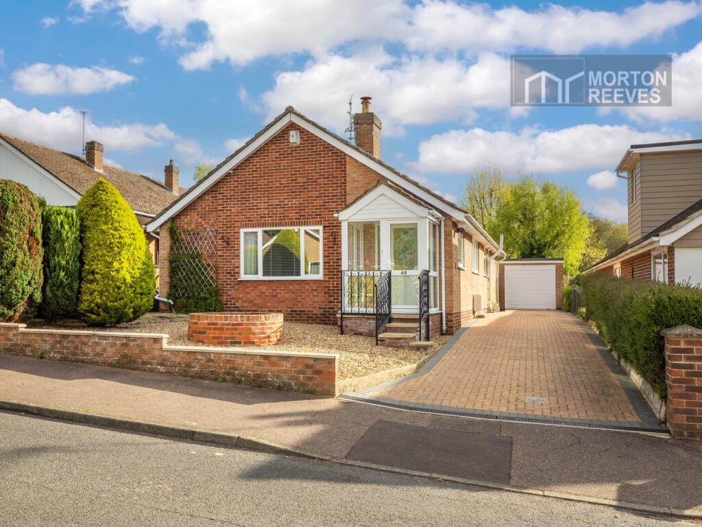 Main image of property: Parsons Mead, Eaton, Norwich, NR4 6PG 