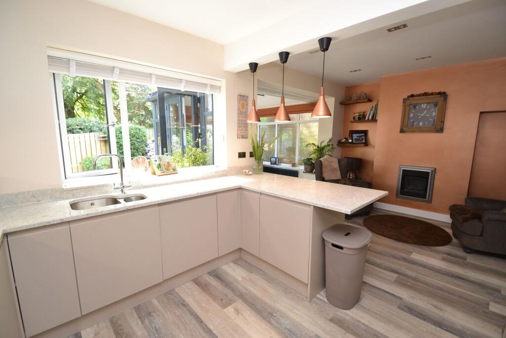 House in Bradford - View 6