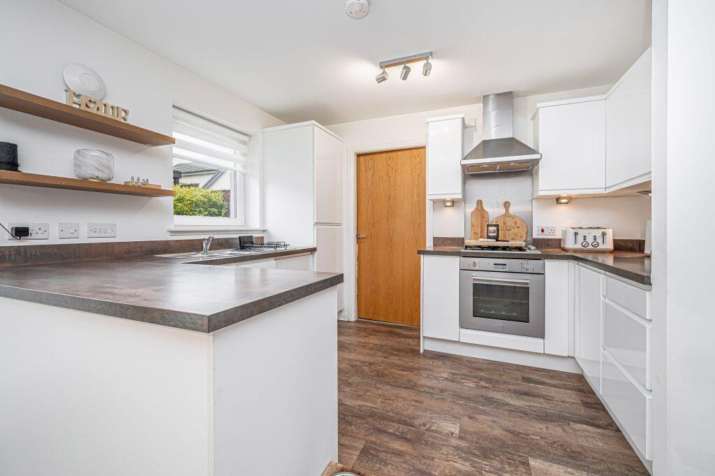 House in Dunfermline, Fife - View 5