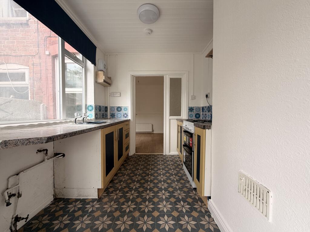 House in Nottingham - View 4
