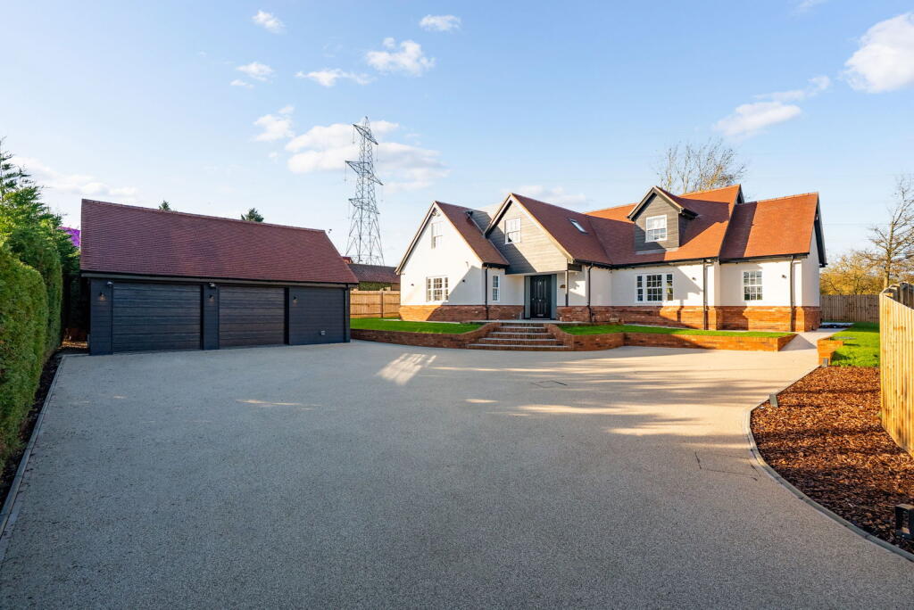 3-bed detached on Poore Street, Wicken Bonhunt, £1,395,000