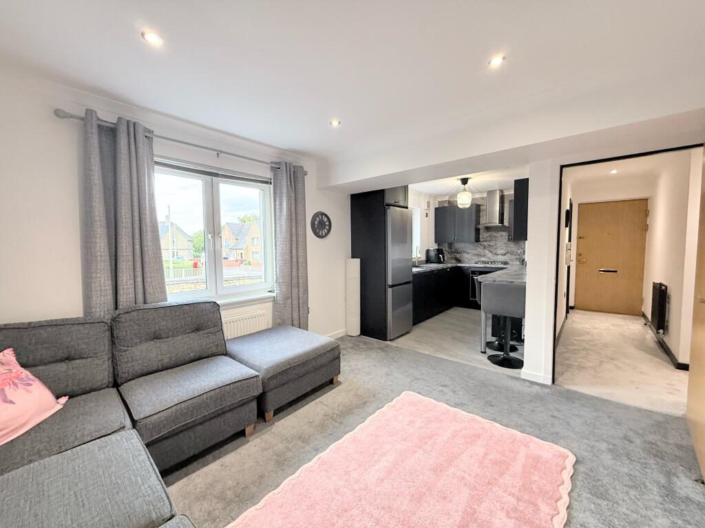 Flat 4, 61 Kerse Lane, Falkirk, FK1 1RX photo 3