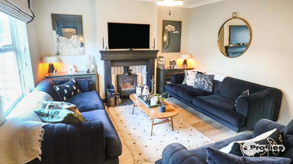 House in Hinckley and Bosworth, Tilton, Burbage - View 3