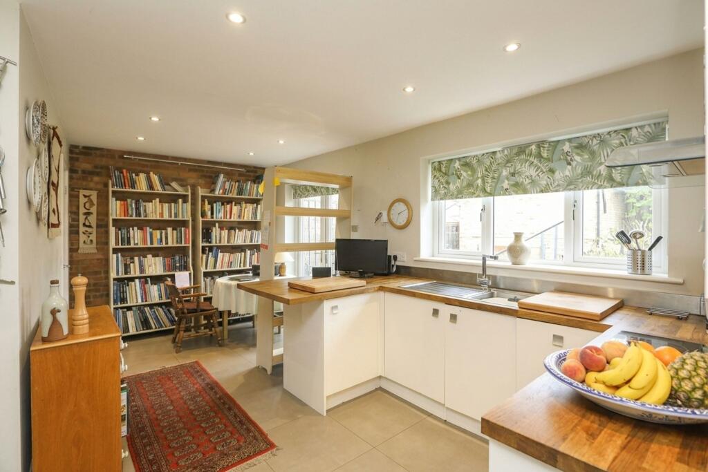 House in Sheffield - View 2