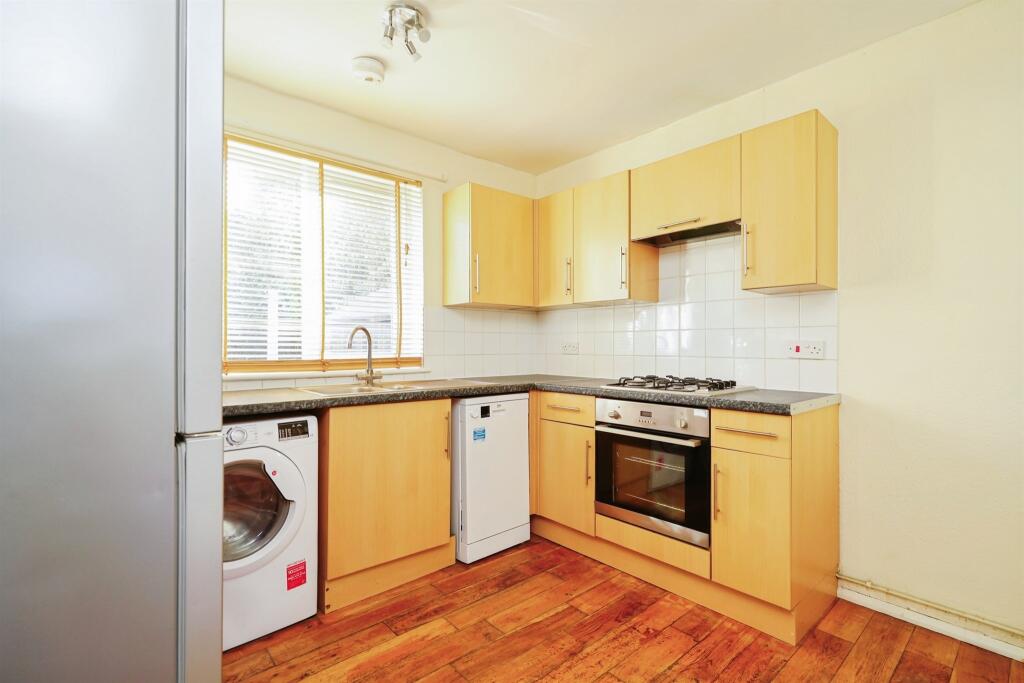 House in Oxford, Town Furze, Headington - View 5