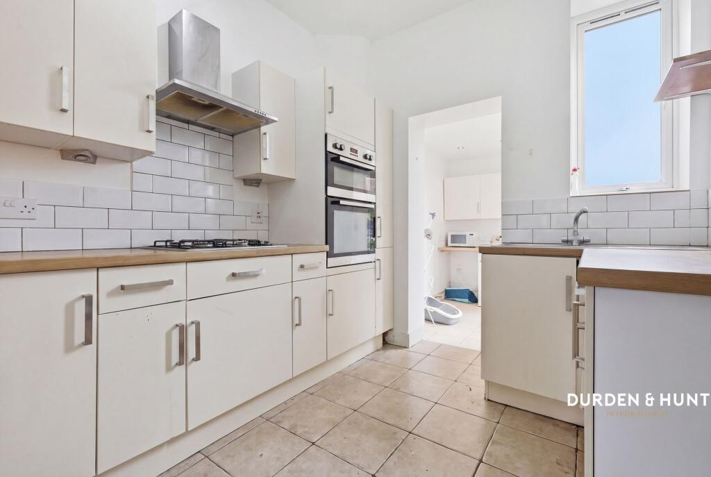 House in London - View 4