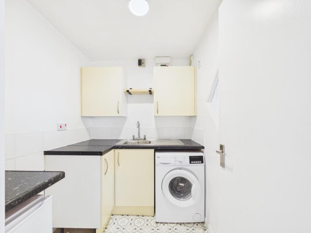Apartment in Bristol, Redfield - View 6