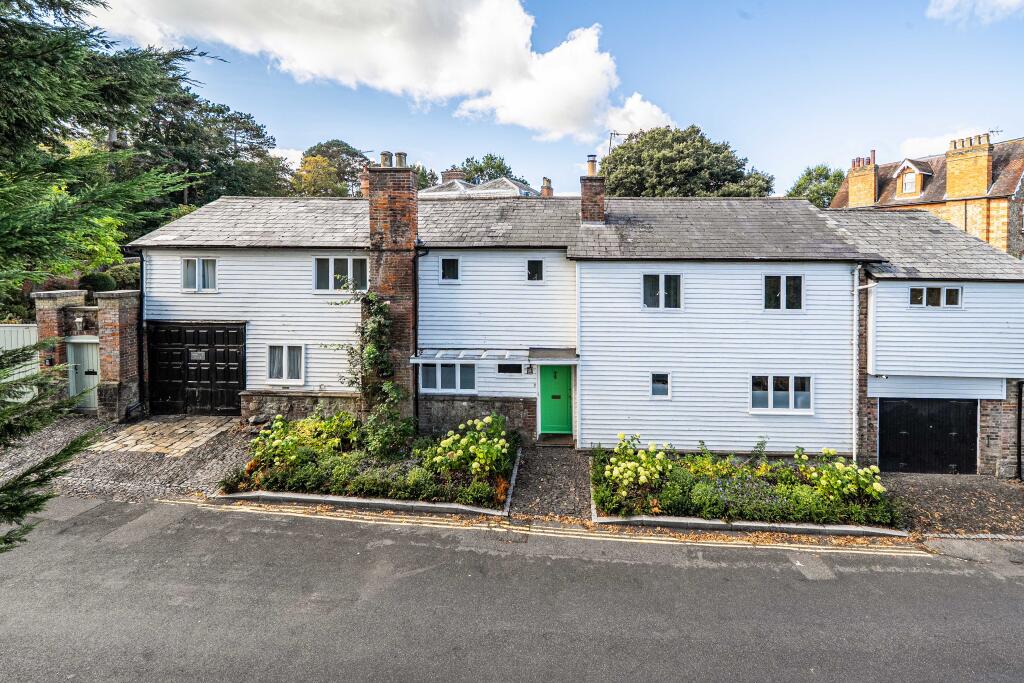 Main image of property: Park Lane, Sevenoaks, TN13