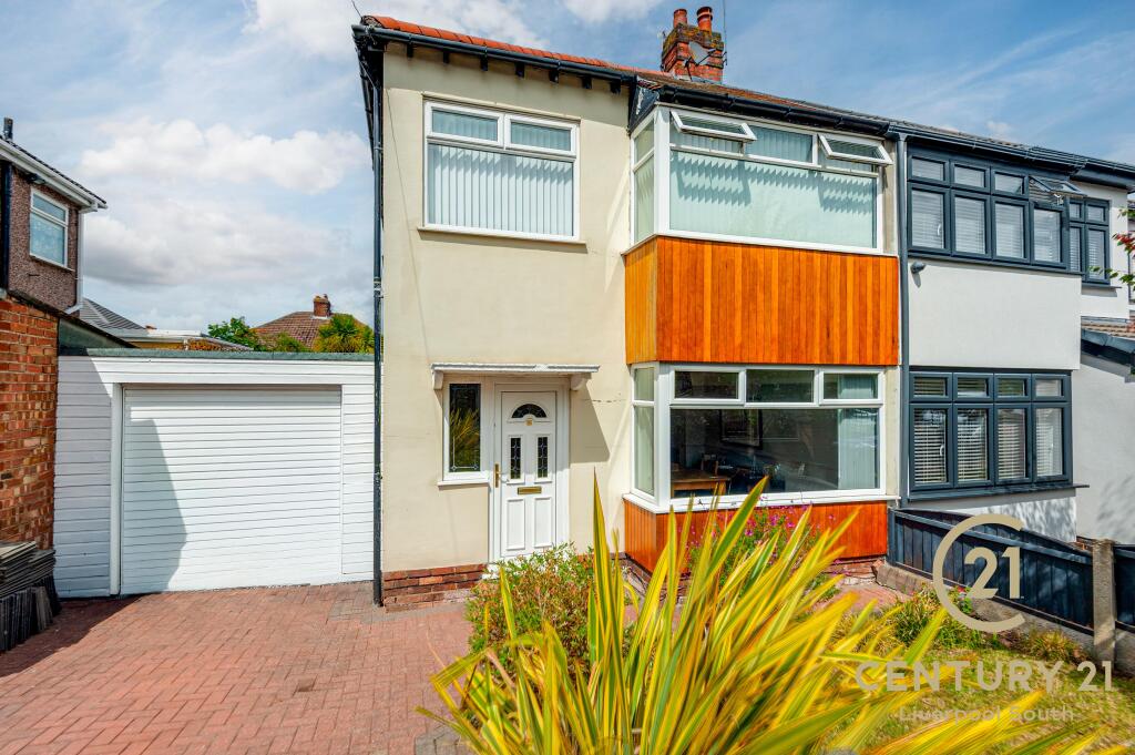Main image of property: North Linkside Road, Woolton, Liverpool, L25
