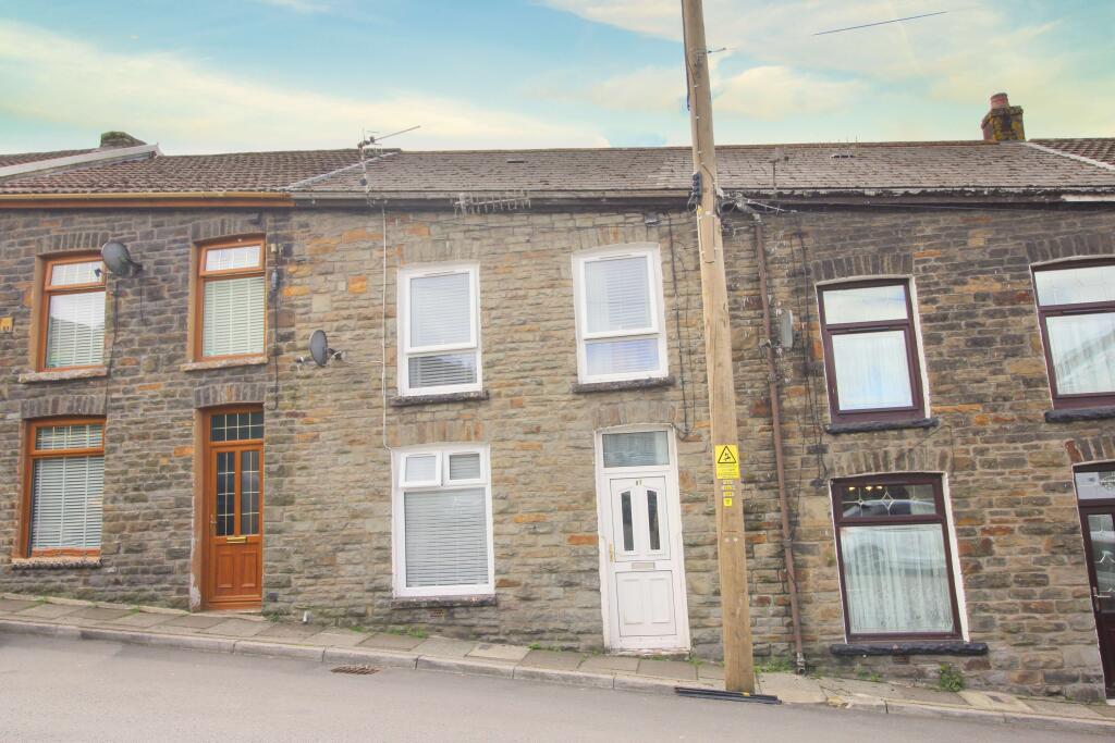 Main image of property: Amos Hill, Penygraig CF40 1PP