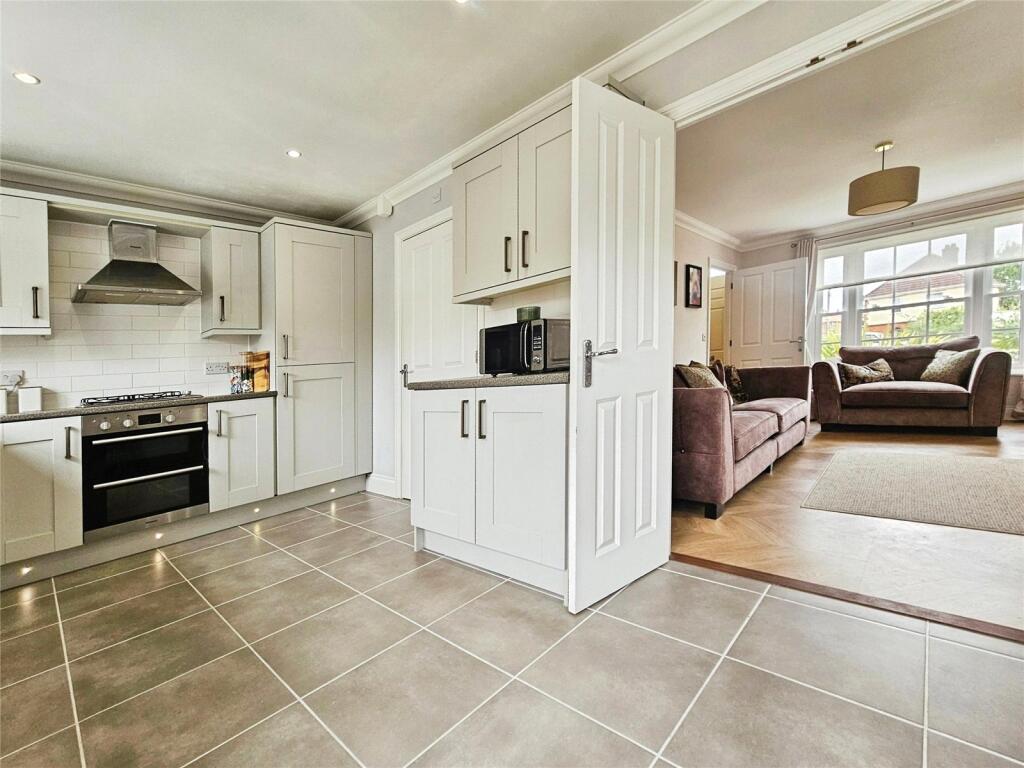 Heron Rise, Wymondham, Norfolk, NR18 photo 2