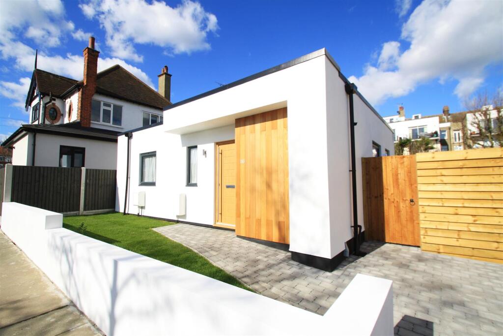 Main image of property: Thames Drive, Leigh-On-Sea