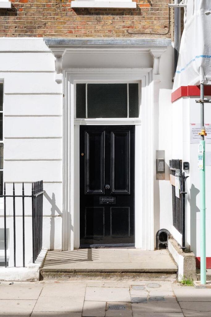 Apartment in London - More