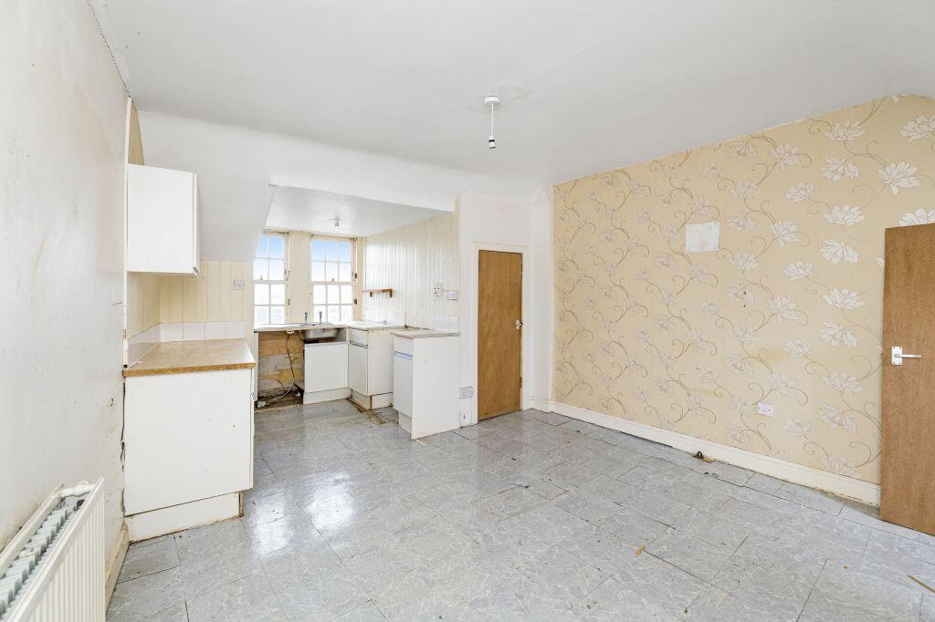 Apartment in Edinburgh, Old Town - View 4