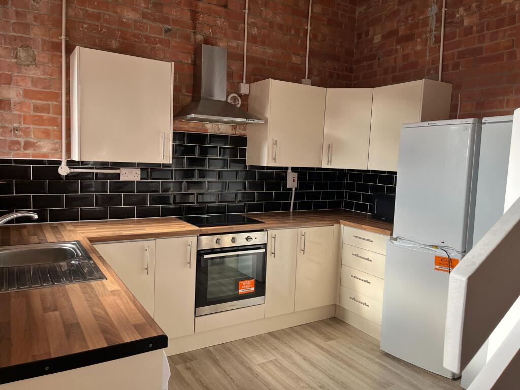 Bertrand Russell House, Gamble Street, Nottingham, Nottinghamshire, NG7 - View 4