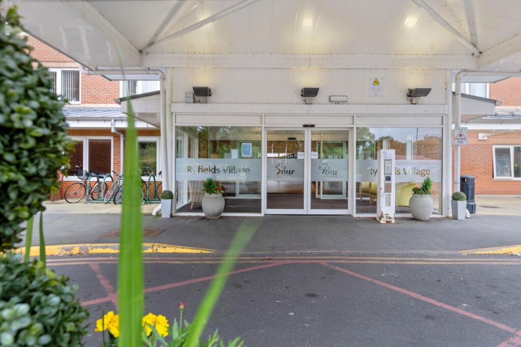 Apartment in Warrington - View 2