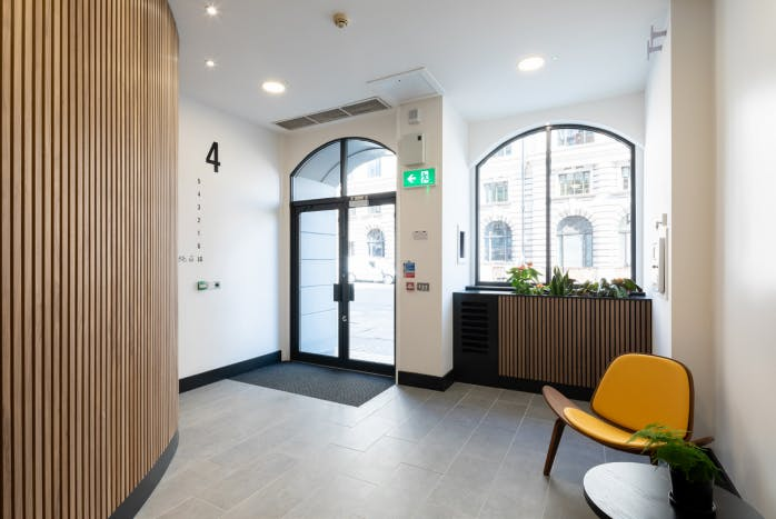 4 City Road - Entrance hallway