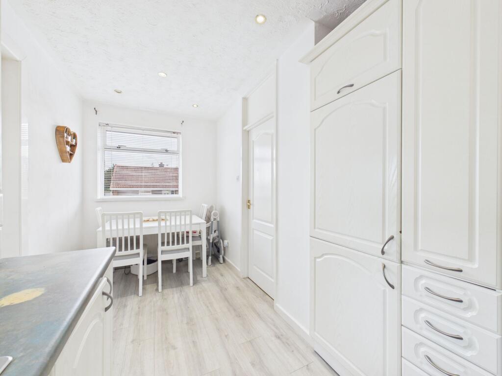 House in Wishaw, Coltness - View 5