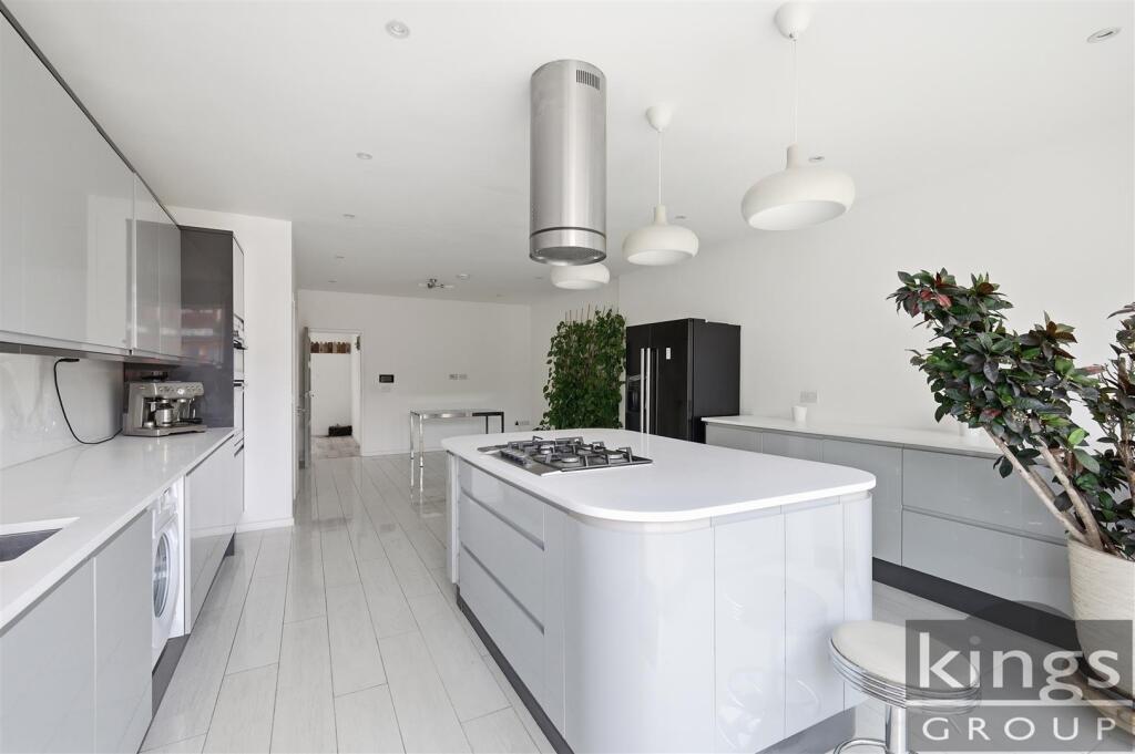 Platts Road, Enfield – pohled 4