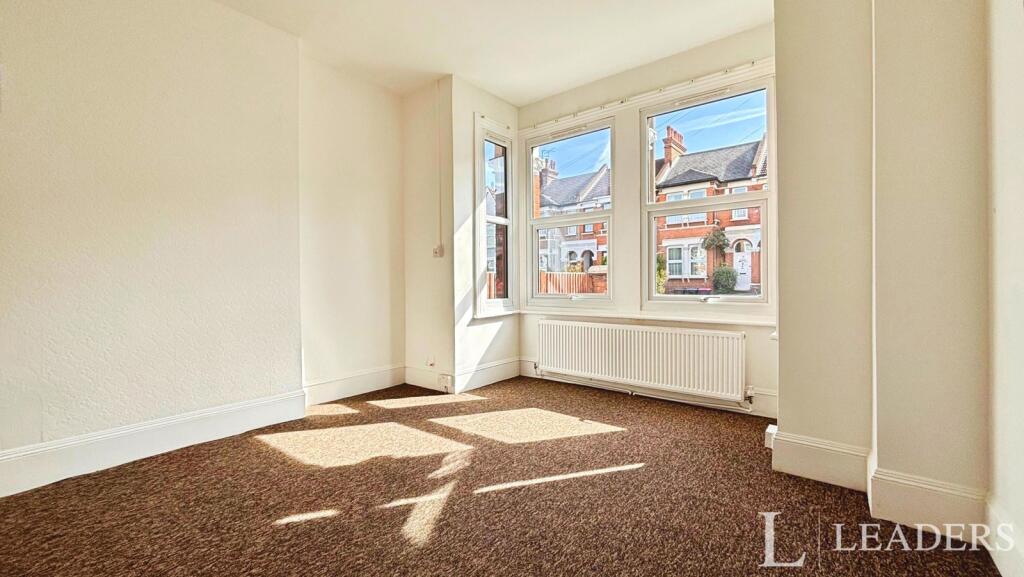 House in Southend-on-Sea - View 2