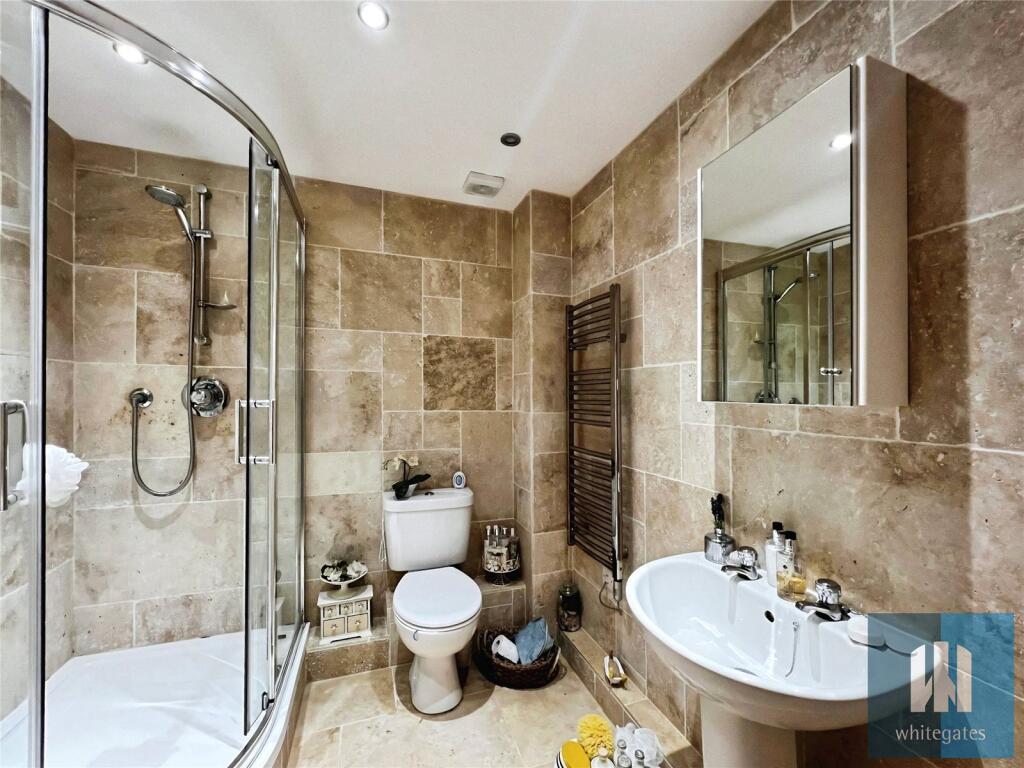 Apartment in Calderdale, West Yorkshire - View 3