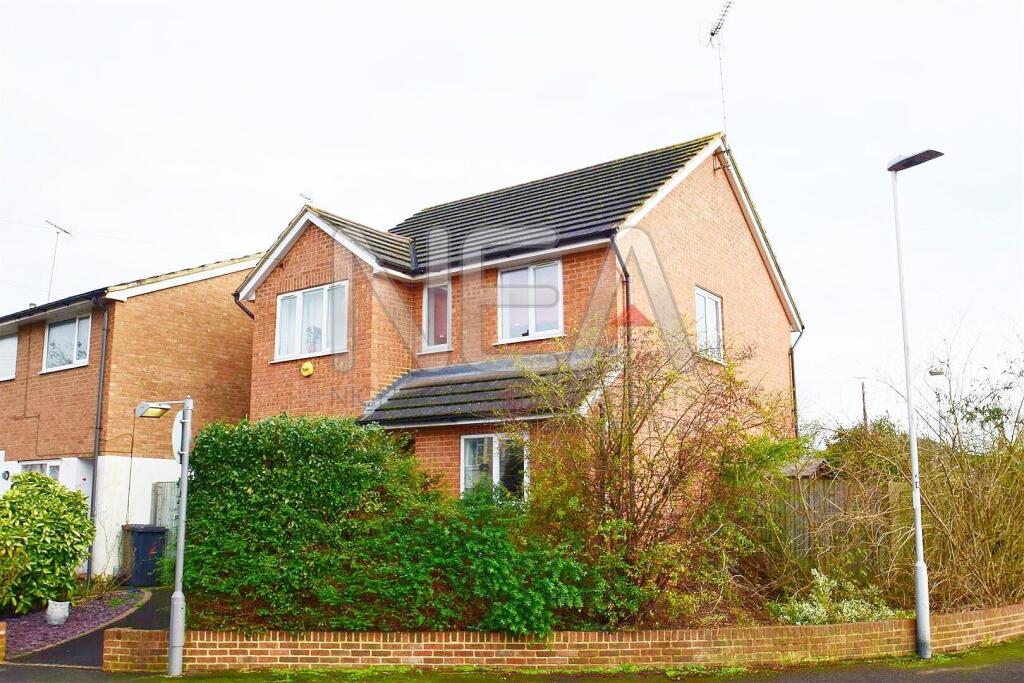 House in Reading - View 3