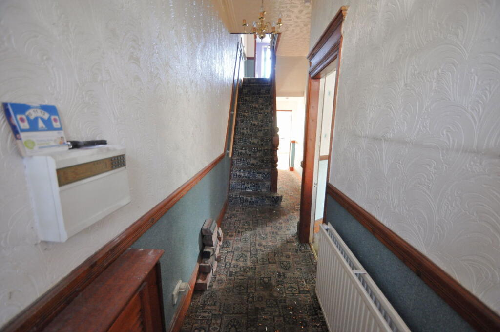 House in Wirral, Liverpool City Region - View 6