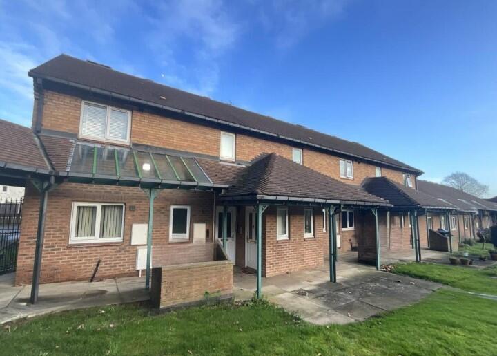 Main image of property: 17a, Bowfield Court, Etwall Way, Firth Park, Sheffield, S5 6LH