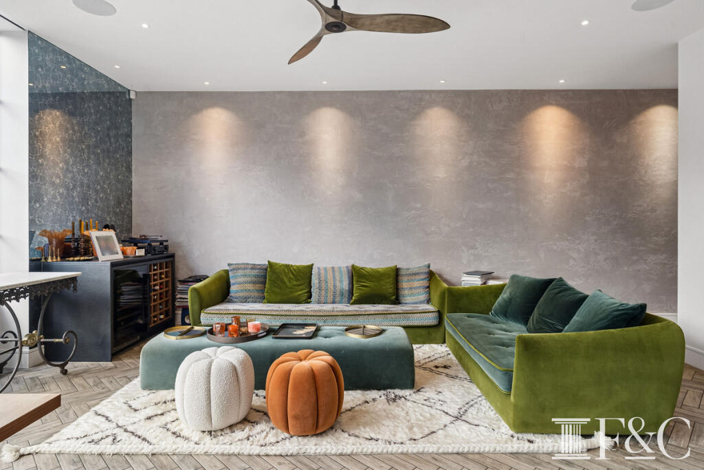 House in London - View 3
