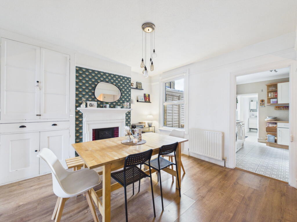 House in Tonbridge and Malling, Snodland - View 2