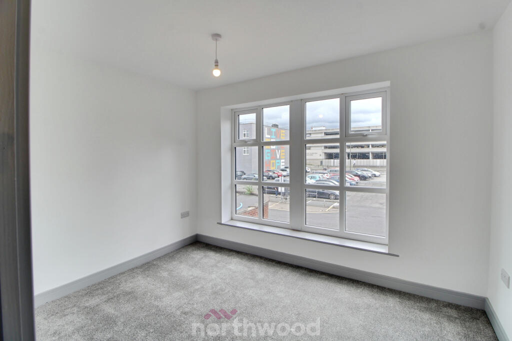 Apartment in Doncaster, South Yorkshire - View 5