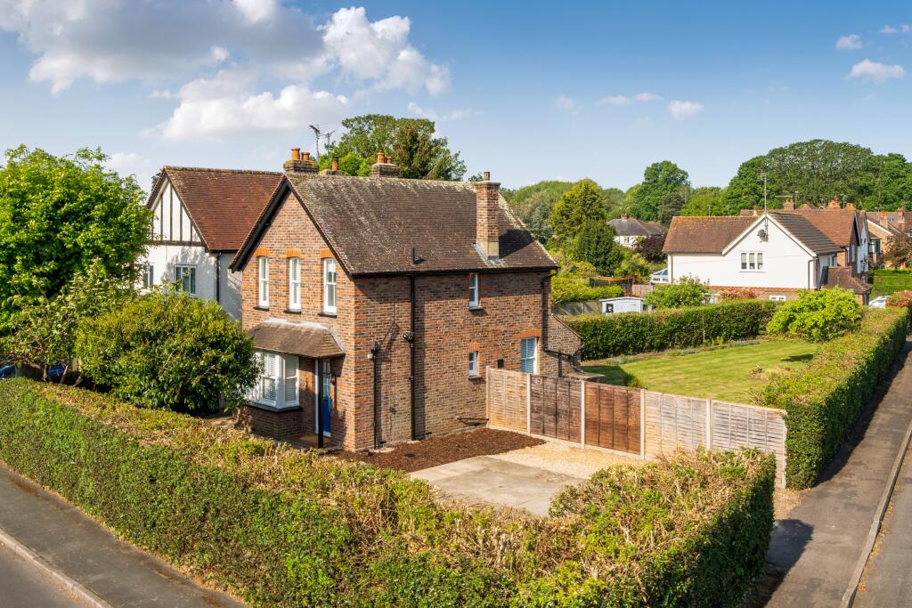 Main image of property: HORSELL