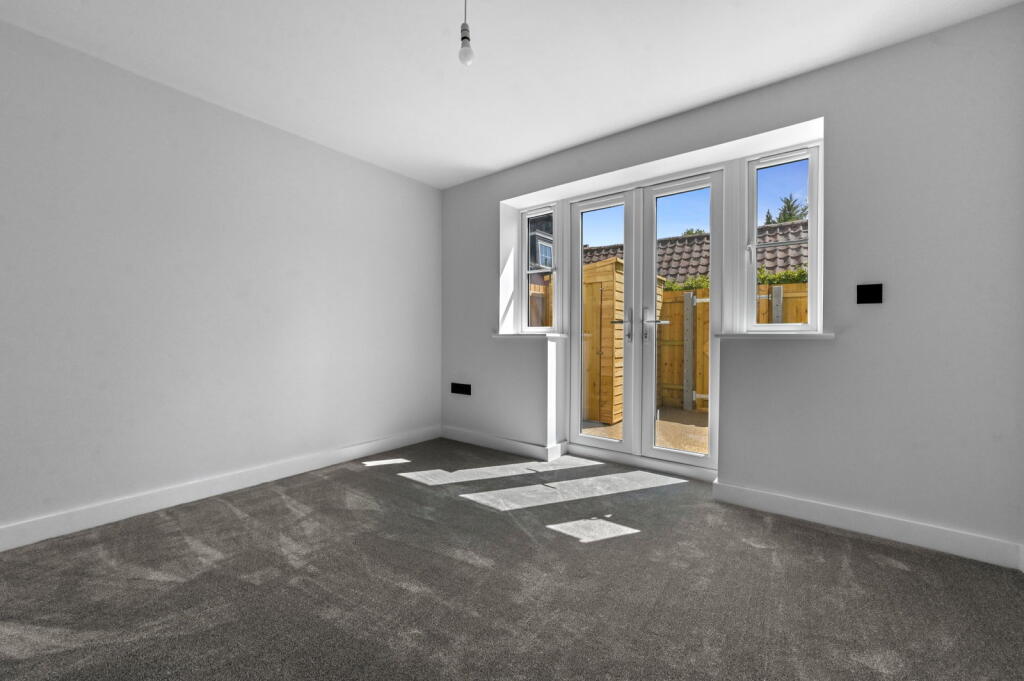 House in Ipswich - View 4