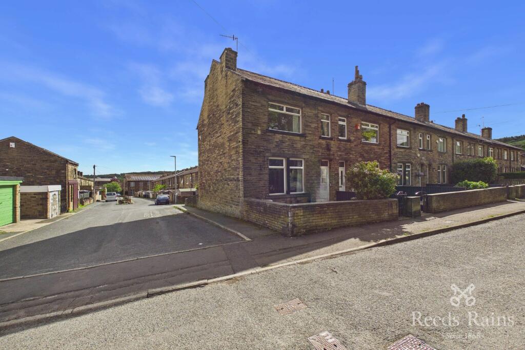 Main image of property: The Crescent, Charles Street, Elland, West Yorkshire, HX5