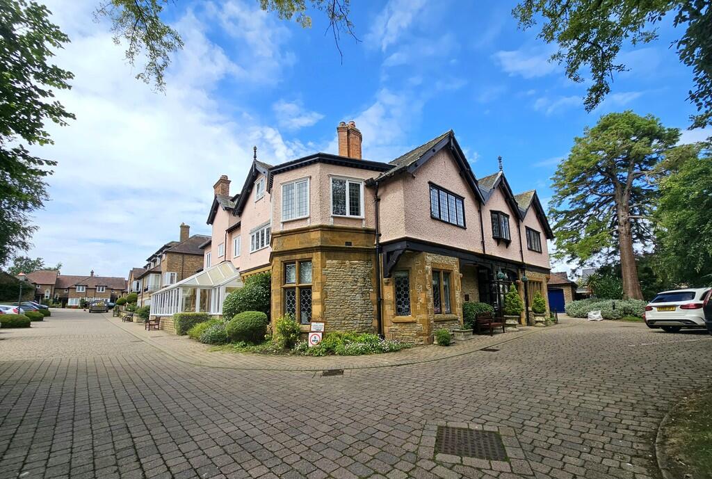 Main image of property: College House, High Street
