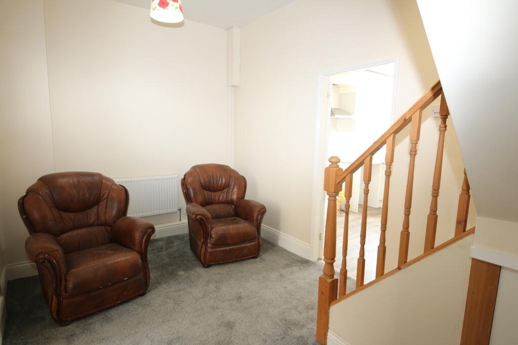 House in Durham - View 4