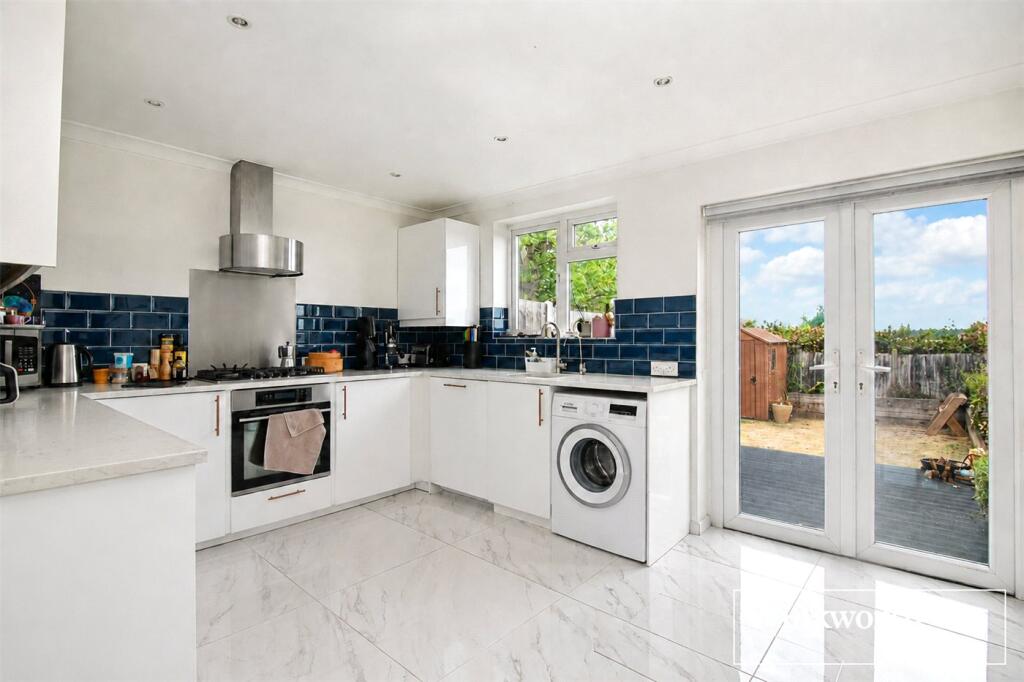 House in Borehamwood, Elstree and Borehamwood - View 4