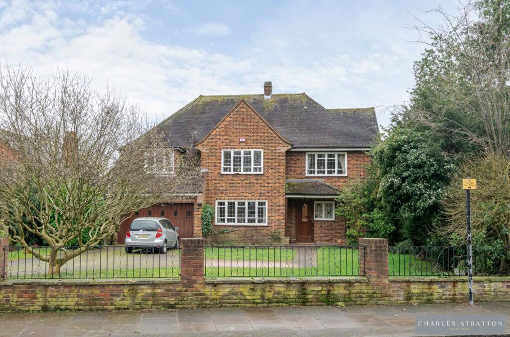 Main image of property: Heath Drive, Gidea Park